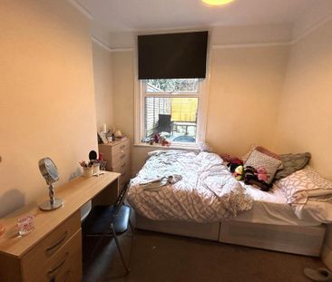 4 bedroom house to rent - Photo 4