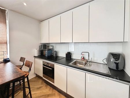 1 bedroom studio to rent The Cube West 197, Wharfside Street, Birmingham, B1 - Photo 5