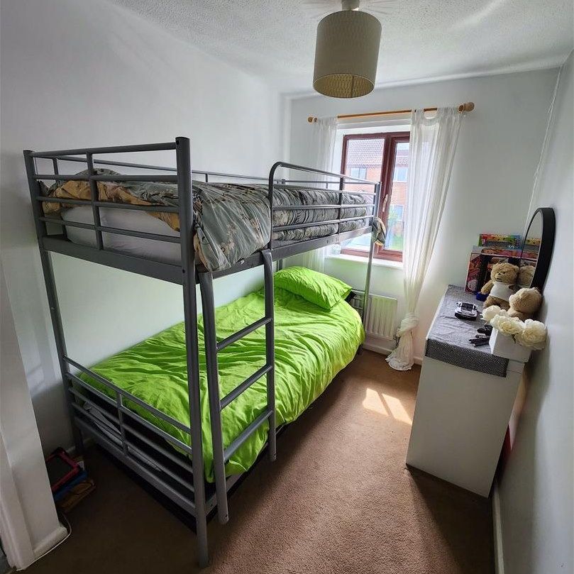Harrison Close, Newnham - Photo 1