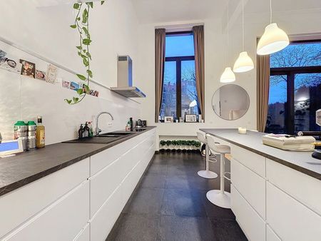 Duplex te huur in Saint-Gilles - Photo 5