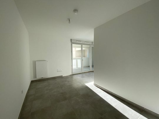 Près d'Arènes - T2 - 34.00 M² - Photo 1