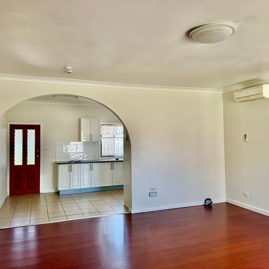 Neat & Tidy Permalum Home - Photo 1