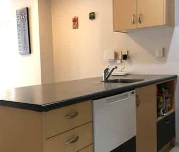 Unfurnished unit! Birkenhead - Photo 3