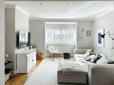 Barry Road, London, SE22 - Photo 3