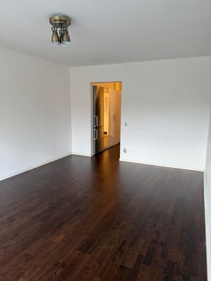 Lomvägen, Sollentuna - Photo 1