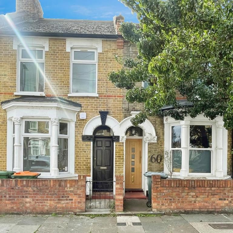 2 bedroom terraced house to rent - Photo 1