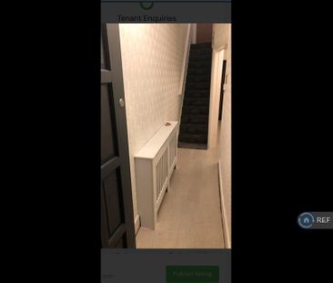 5 bedroom end of terrace house to rent - Photo 3