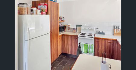 3 Bedroom Villa in Prime Peninsula Position - Photo 2