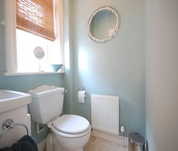 2 bed flat to rent in Burnaby Road, Bournemouth, BH4 - Photo 6