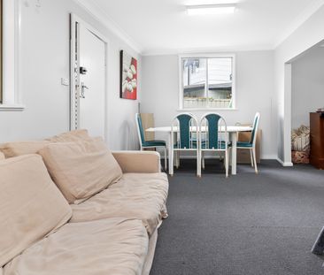 Spacious Home in Lemon Tree Passage - Photo 3