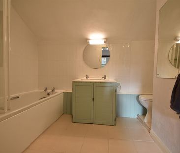 2 Bed Character Property - Photo 6