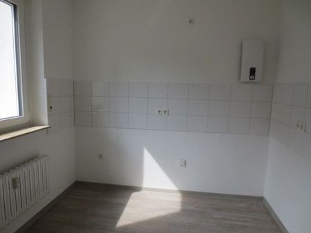 Renovierte Wohnung mit Balkon sucht ruhigen Mieter - Photo 5