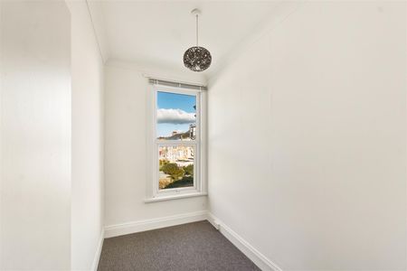 Rosslyn Park Road, Plymouth - Photo 5