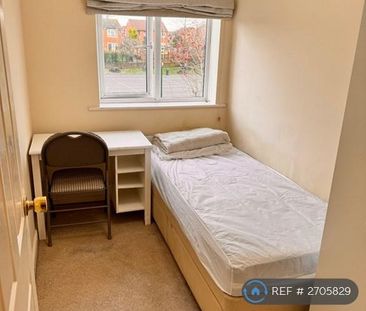 1 bedroom in a house share to rent - Photo 3