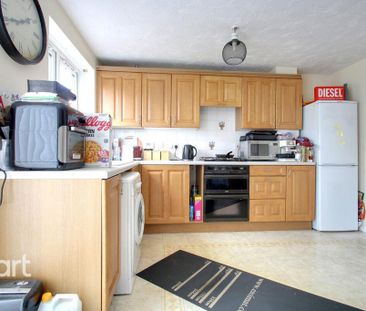 3 bedroom end of terrace house to rent - Photo 6