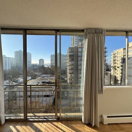 1 Bed 1 Bath Near Downtown, English Bay Sunset Beach, Stanley Park - Photo 1