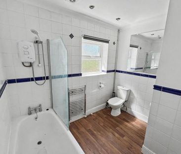3 bedroom semi-detached house to rent - Photo 6