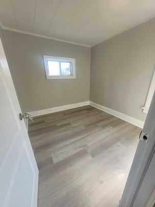 For Lease - 76 Nelson Street Unit# 2, Brampton, Ontario - Photo 1