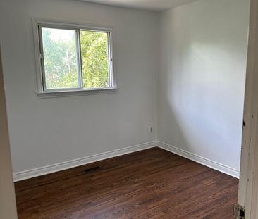 For Lease - 134 Jade Crescent Unit# Main, Brampton, Ontario - Photo 5