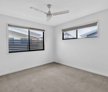 Stylish Townhouse in Prime Bulimba Location - Photo 6
