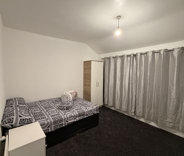 Room in a Shared House, Stuarts Road, B33 - Photo 1
