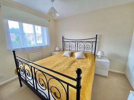 3 bedroom semi-detached house to rent - Photo 3