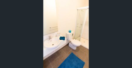 " VICTORIA TERRACE APARTMENTS WITH BALCONY " - Photo 5