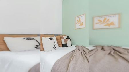 Calle de San Gregorio, Madrid, Community of Madrid 28004 - Photo 2