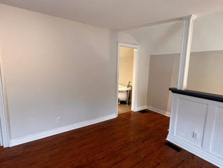 For Lease - 61 Wellington Street Unit# Front, Aurora, Ontario - Photo 2