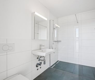 2.5 Zimmer, 75 m², 3. Stock - Photo 4