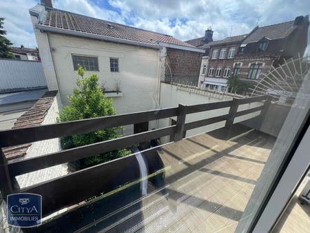 Location Appartement 4 pièces 126m² LOOS 59120 - Photo 2