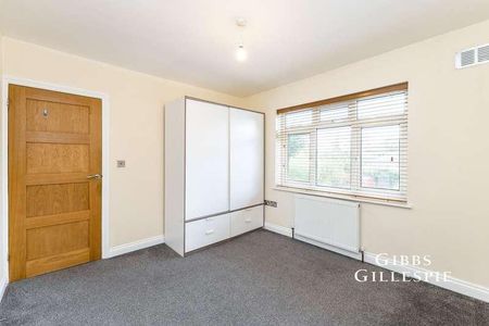 Winchester Road, Northwood, HA6 - Photo 4