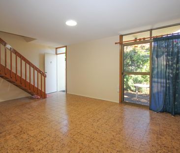 2/612 Old Cleveland Road, 4152, Camp Hill Qld - Photo 3