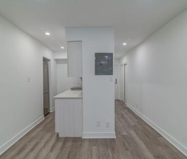 Studio Apartments Available - A louer • For Rent - Photo 4
