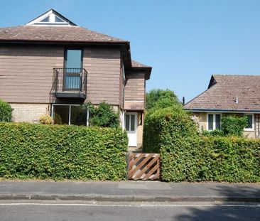 2 bedroom semi-detached house to rent - Photo 3