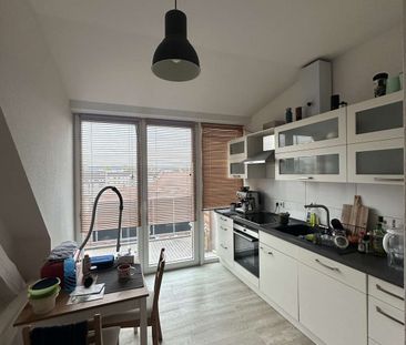 Moderne DG-Wohnung mit Balkon! - Foto 4