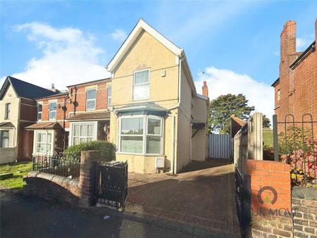 4 bedroom end of terrace house to rent - Photo 3
