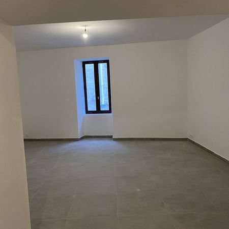 Location appartement 1 pièce 33.59 m² à Les Vans (07140) - Photo 4