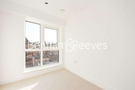 Longfield Avenue, Ealing, W5 - Photo 3