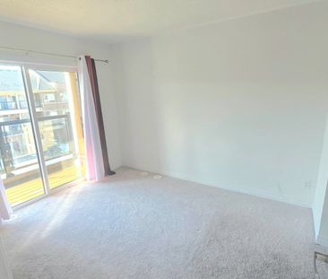 For Lease - 1992 Cameron Lott Crescent, Oshawa, Ontario - Photo 2