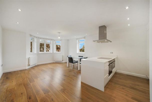 2 bedroom flat to rent - Photo 1