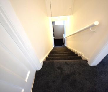 2 bedroom maisonette to rent - Photo 5