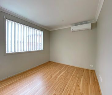 33a Carinda Drive, South Penrith NSW - Photo 5