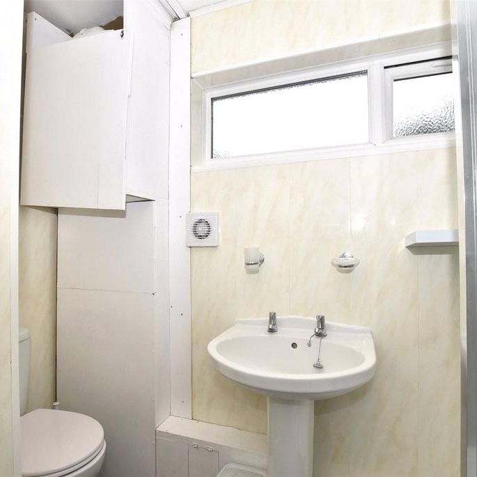 4 bedroom terraced house to rent - Photo 1