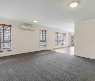 90 Valentine Circuit, Augustine Heights QLD 4300 - House For Rent |... - Photo 5