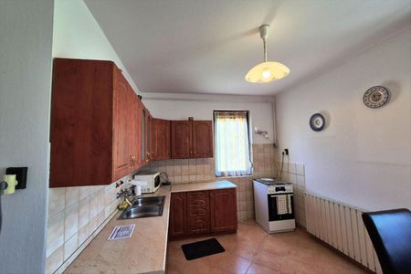 Kiadó jó állapotú lakás - Szombathely - Photo 4