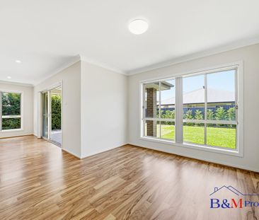 Your Palatial North Kellyville Sanctuary Awaits - Photo 2