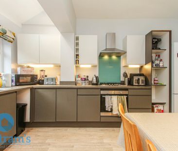 2 bed Mid Terraced House for Rent - Photo 1