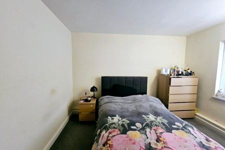 Banister Grange - Photo 5