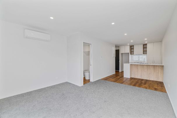 29 Bampton Street, Burwood - Photo 1